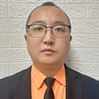 鲍明亮