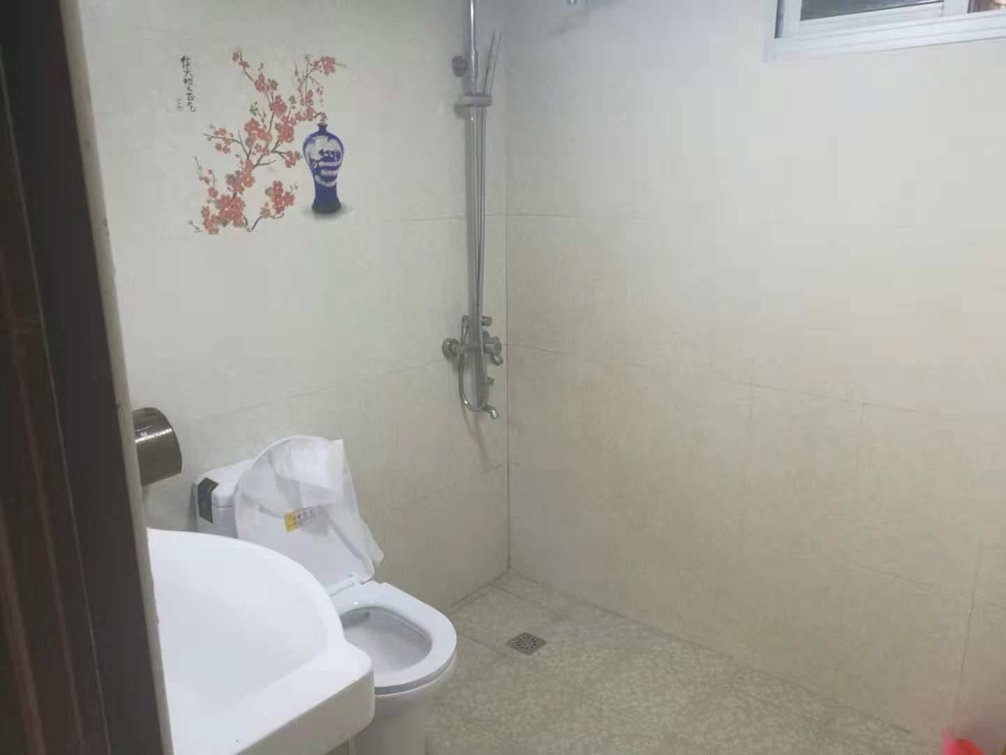 卫生间1
