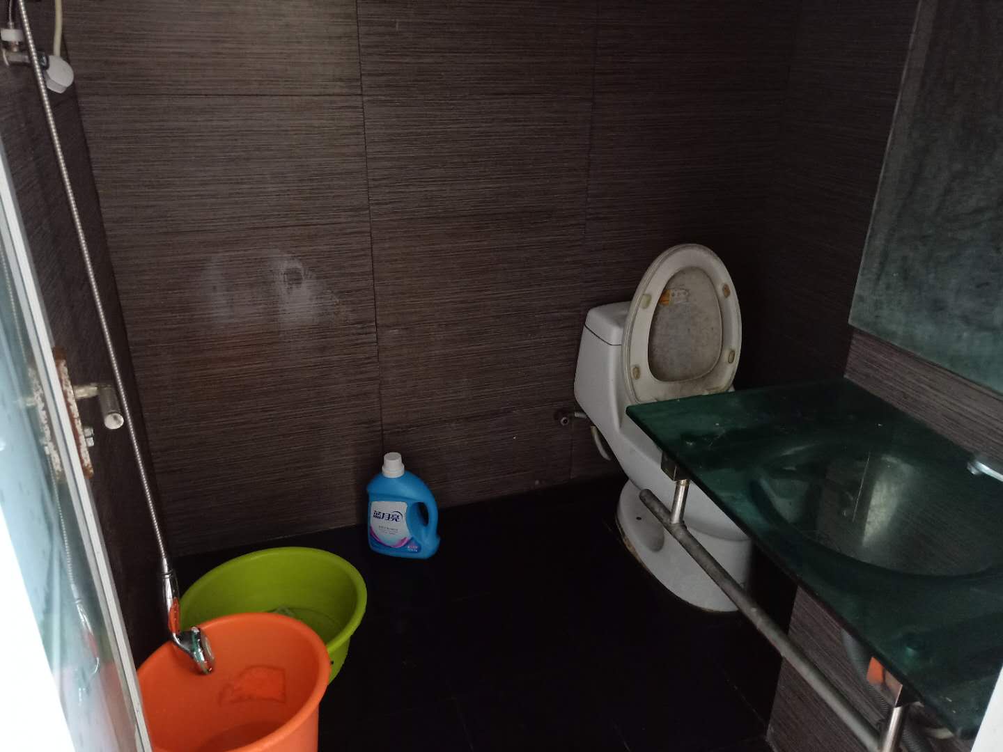 主卧