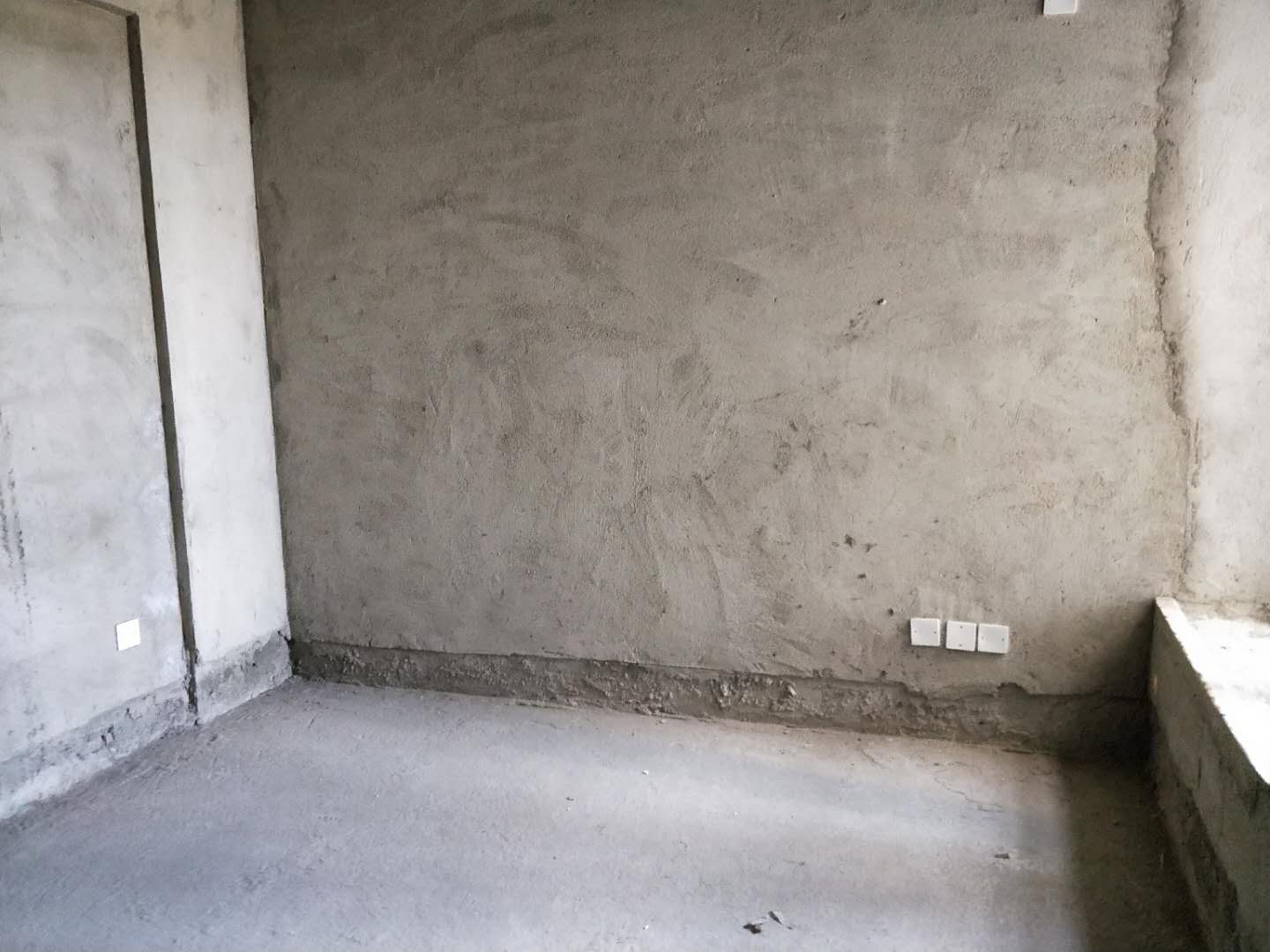 次卧