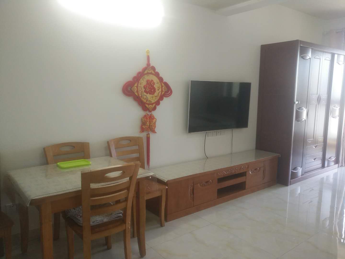 福隆广场 正规1房1厅出租 拎包入住 看房提前联系