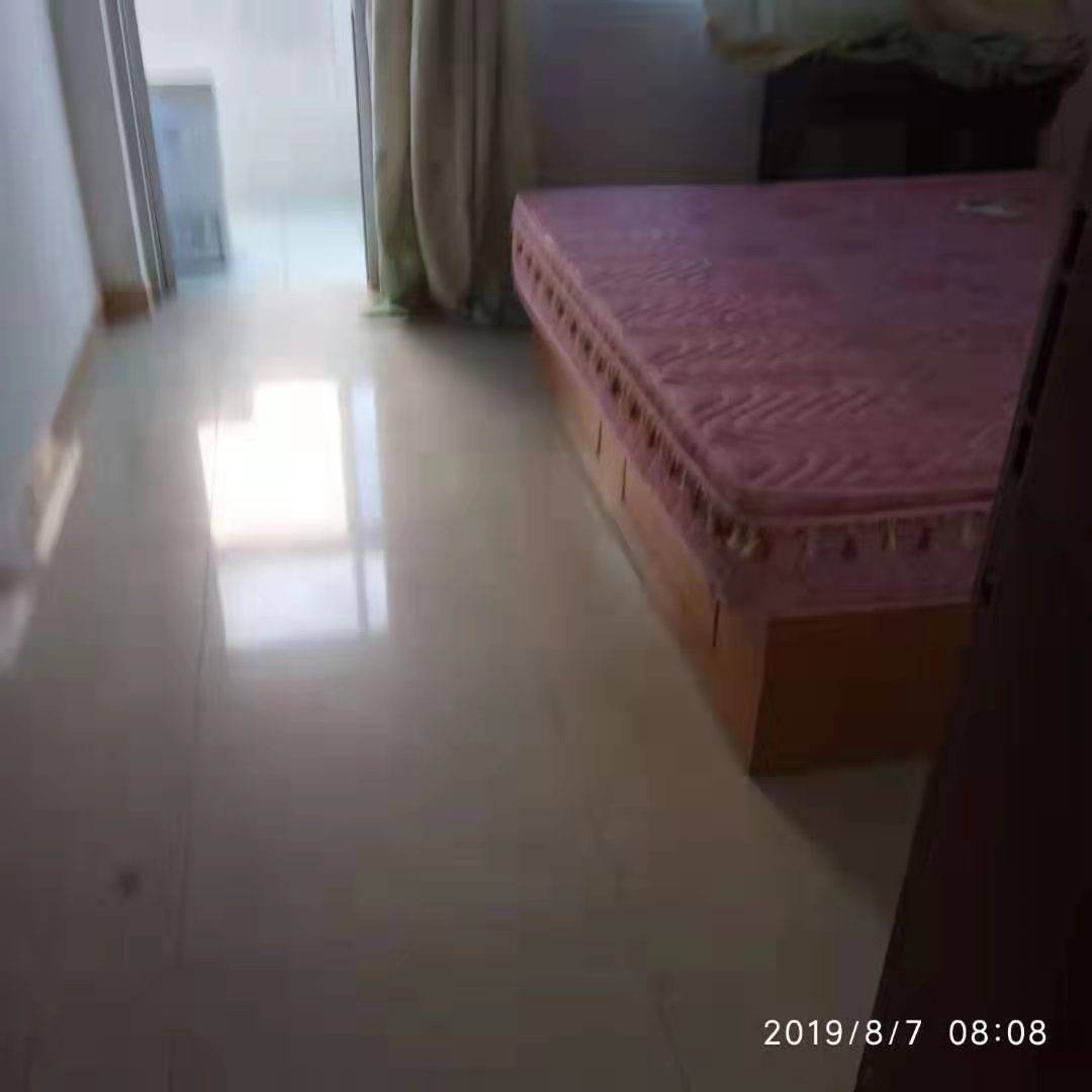 主卧