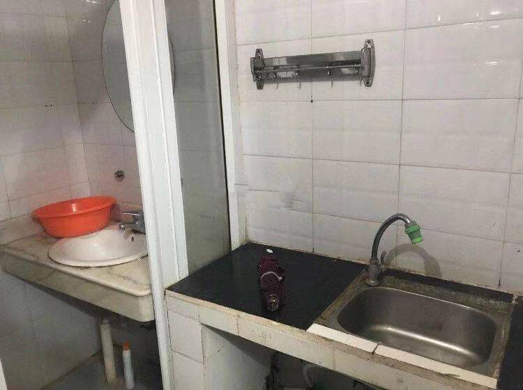 厨房