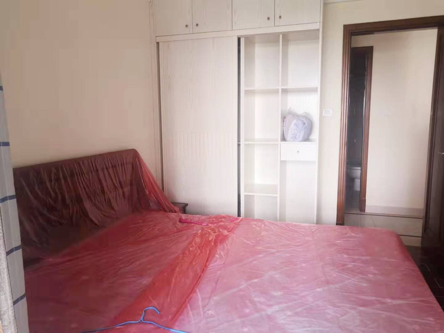 主卧