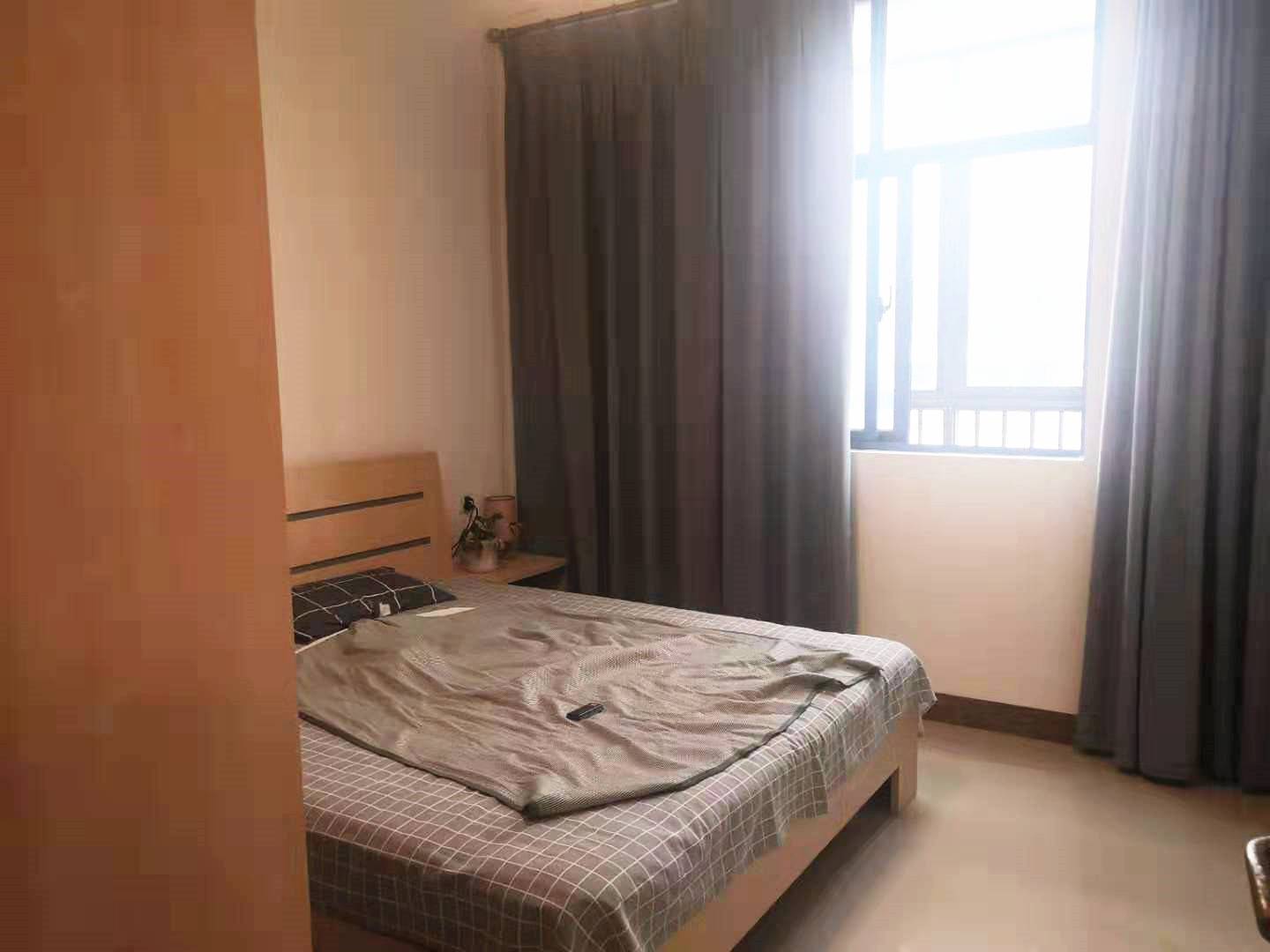 主卧