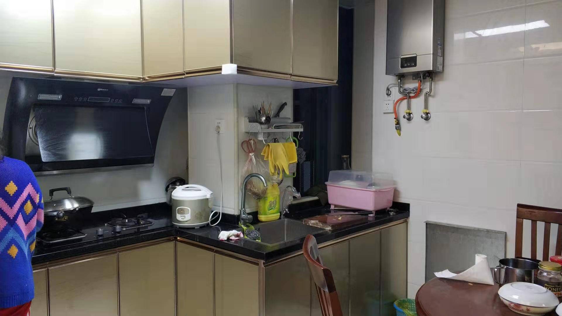 厨房