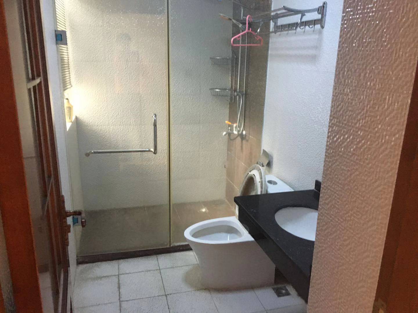 卫生间1