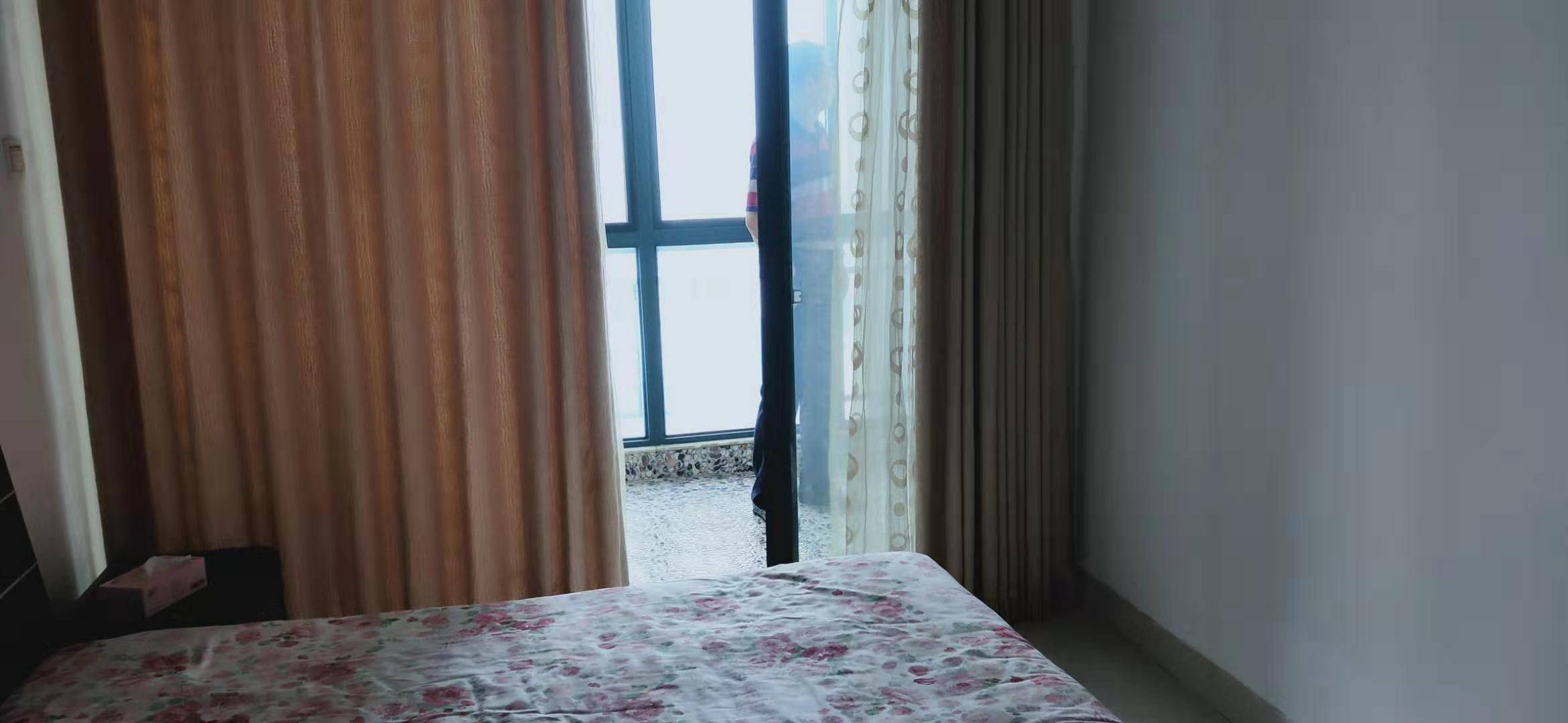 主卧