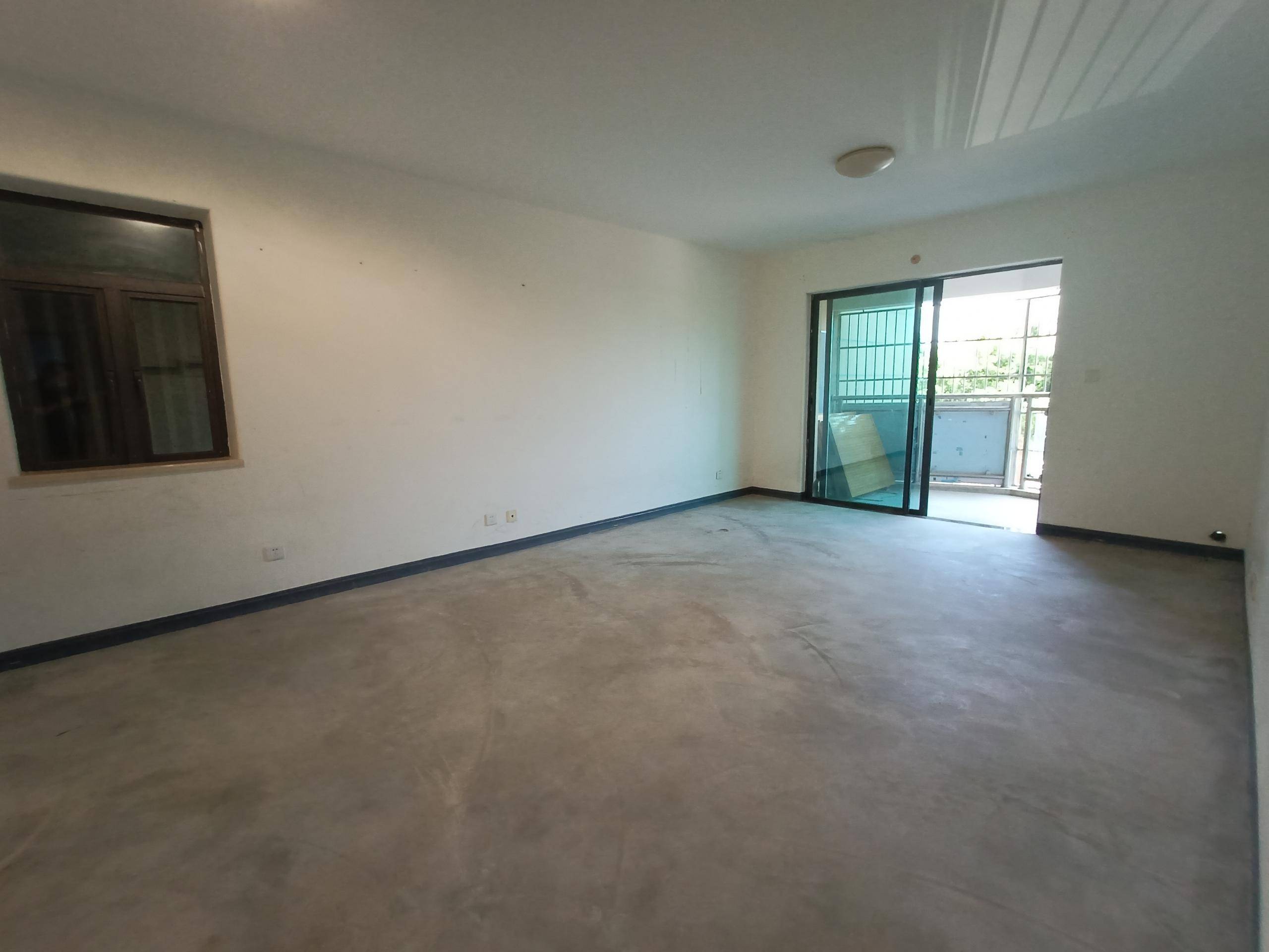人大附小学区，海航国兴城2房低价急售