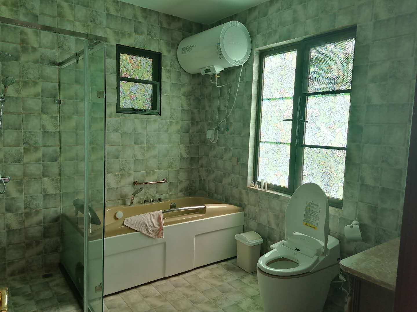 卫生间1