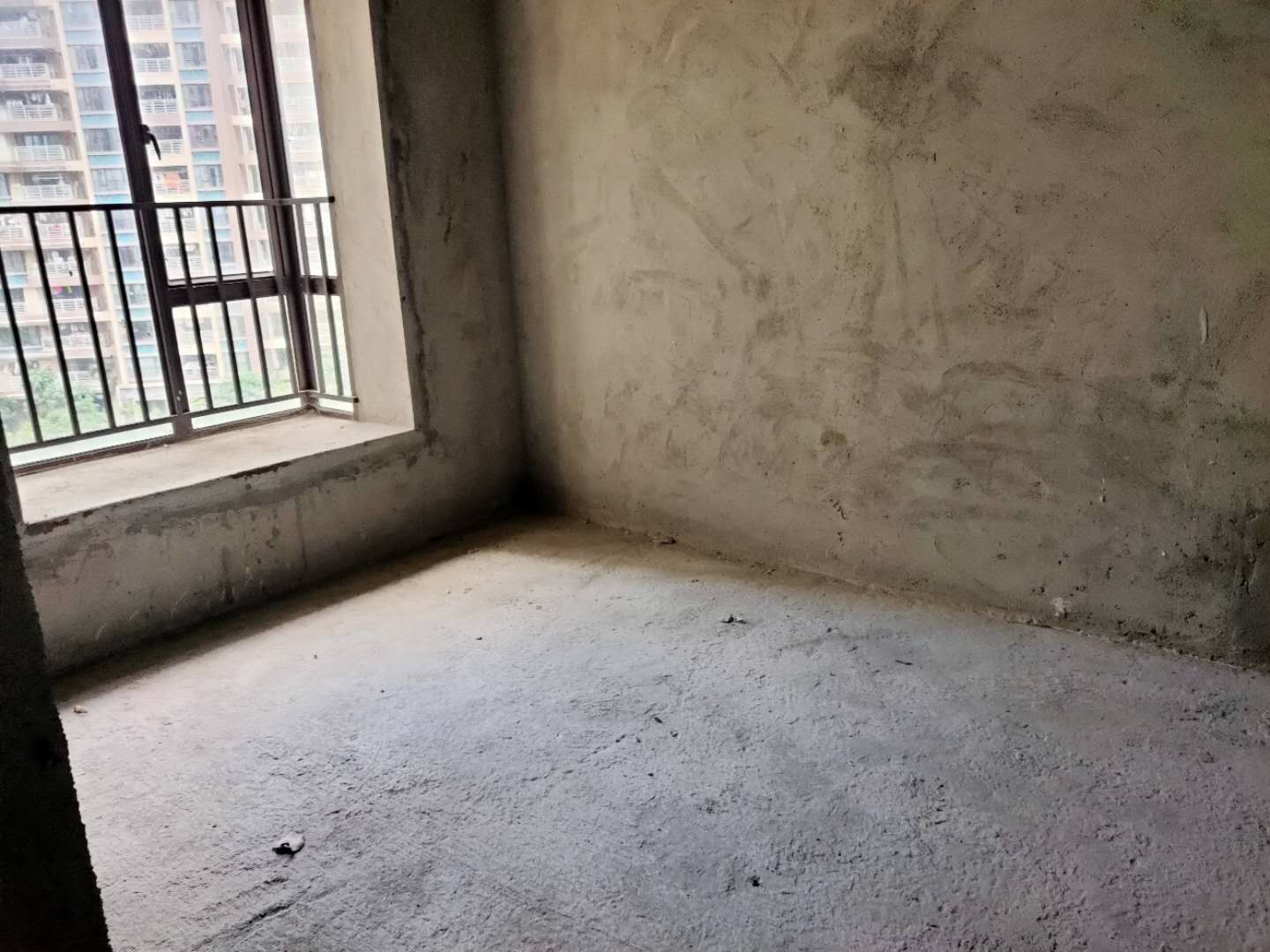 次卧2