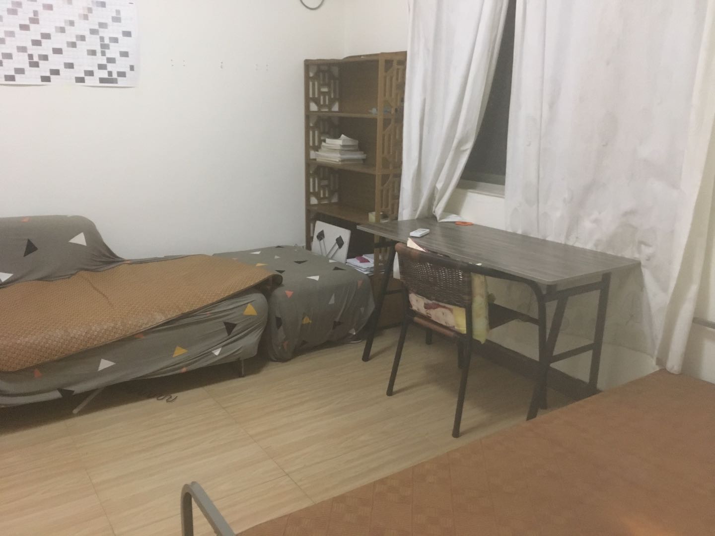 次卧1