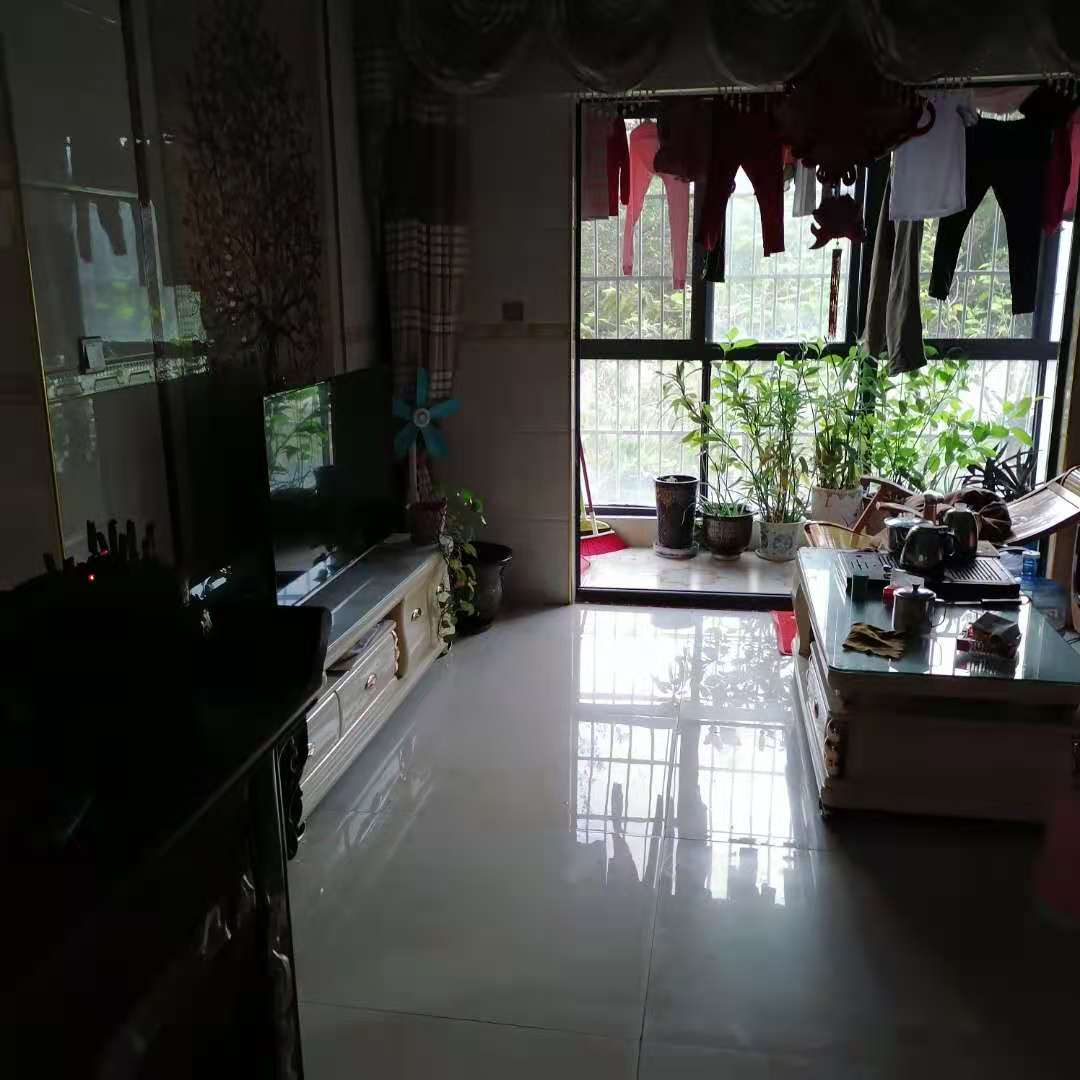 康安学校对面 永和花园精装2房