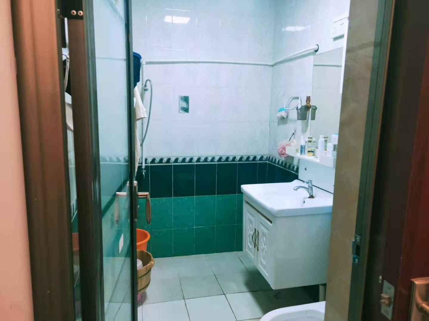 卫生间1