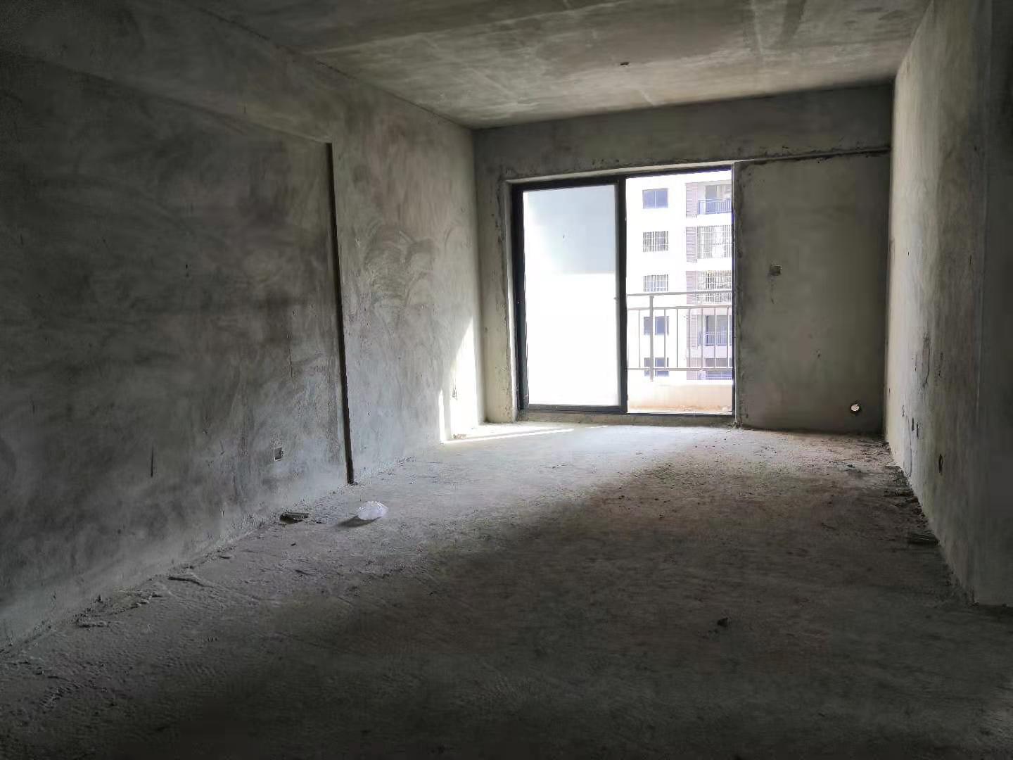 秀英区长滨路辅路 永和花园 毛坯2房随时看房