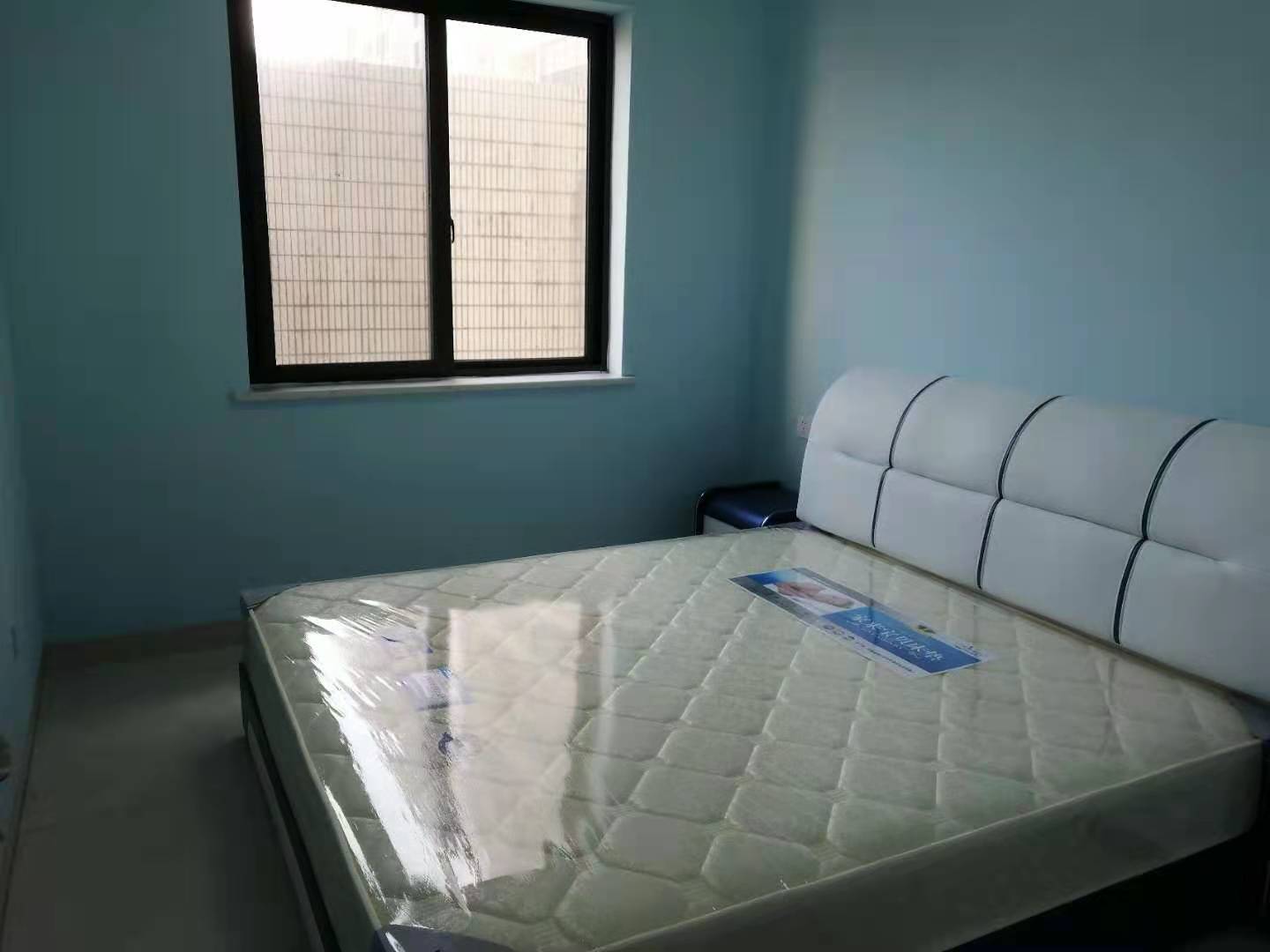 次卧1