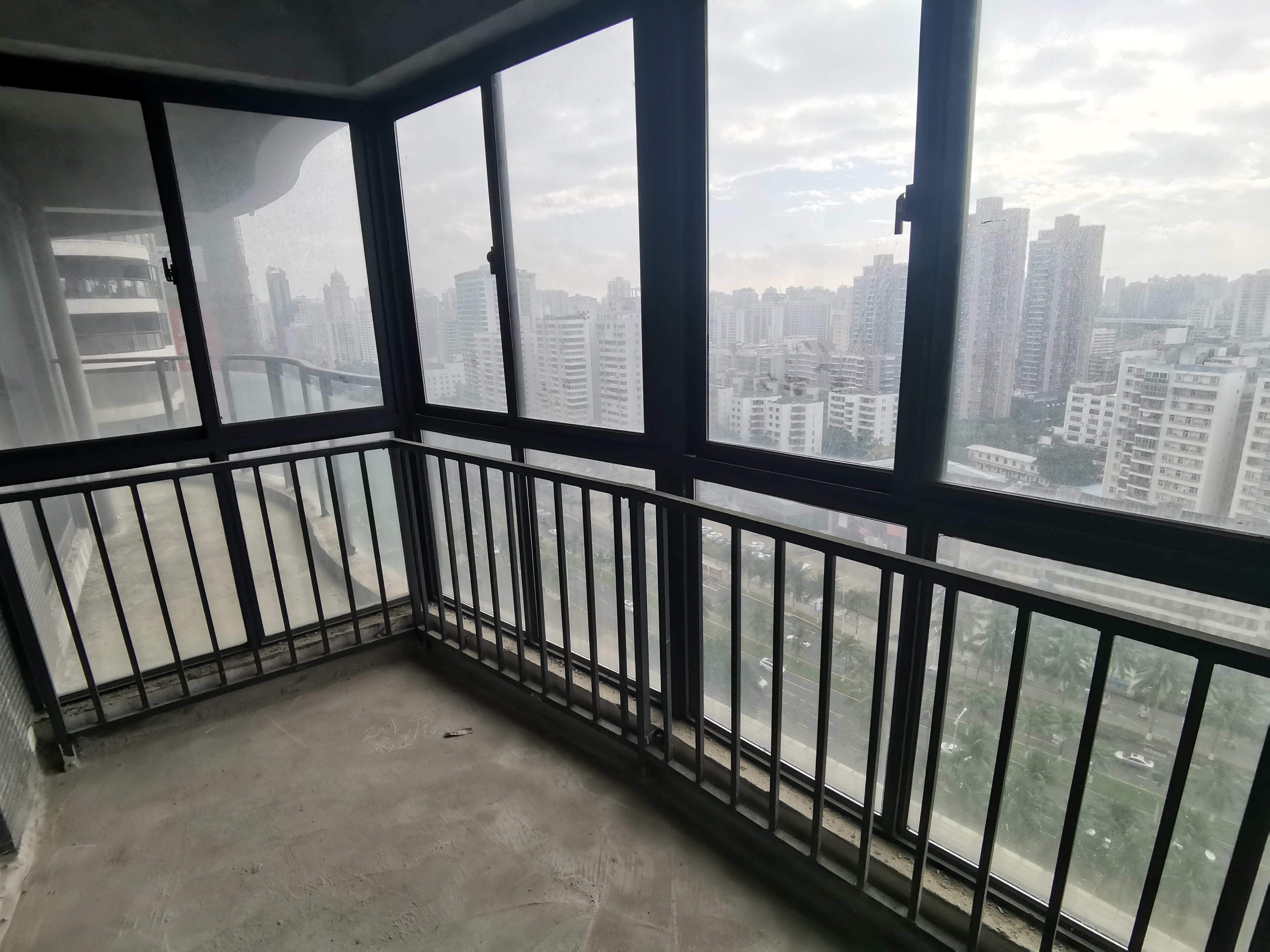 滨海幸福里小区业主急售 周边配套齐全