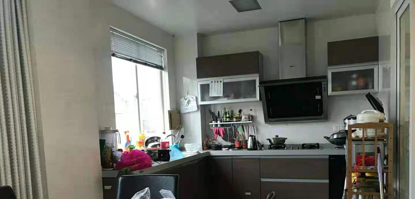 厨房