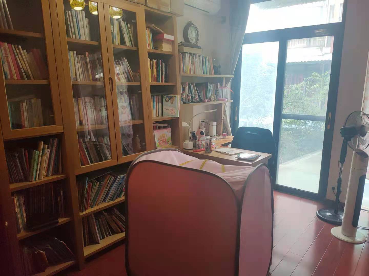 主卧