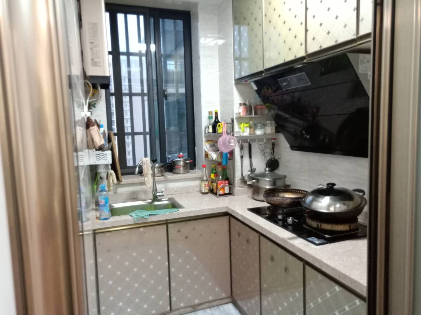 厨房