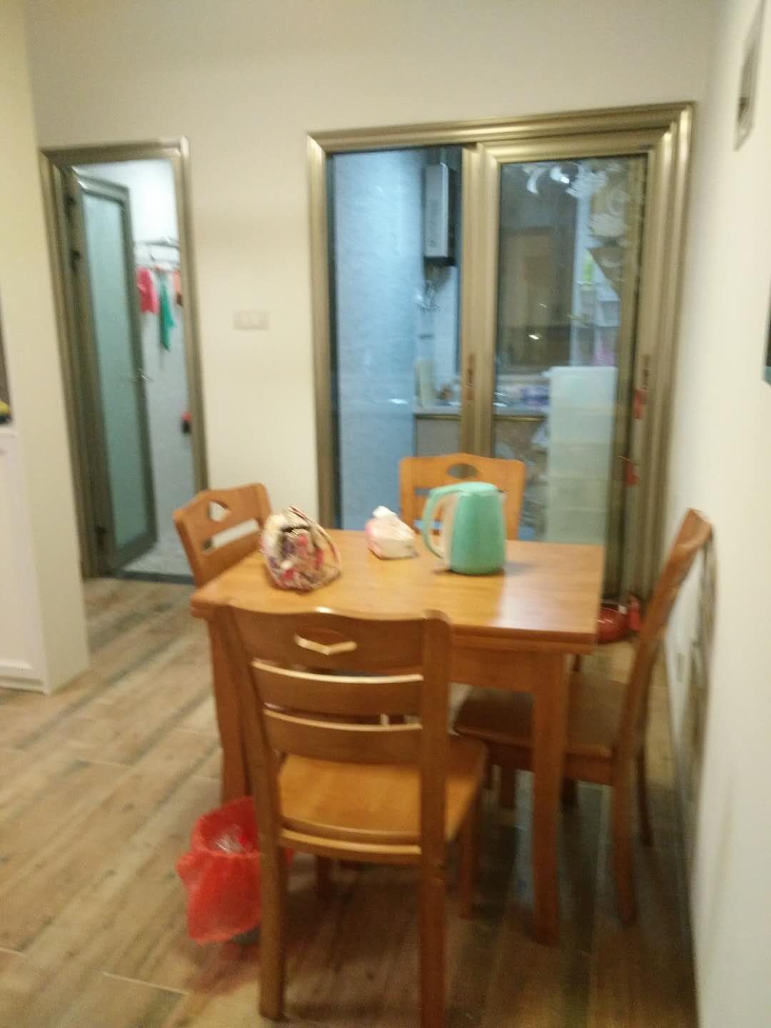 客厅