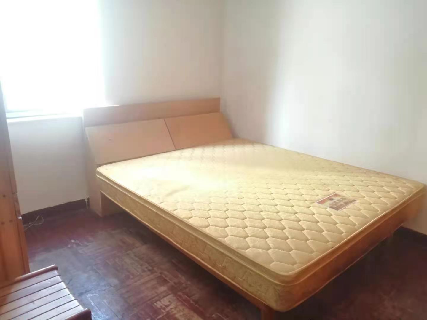 世贸 富成大厦 房子在出售  精装
