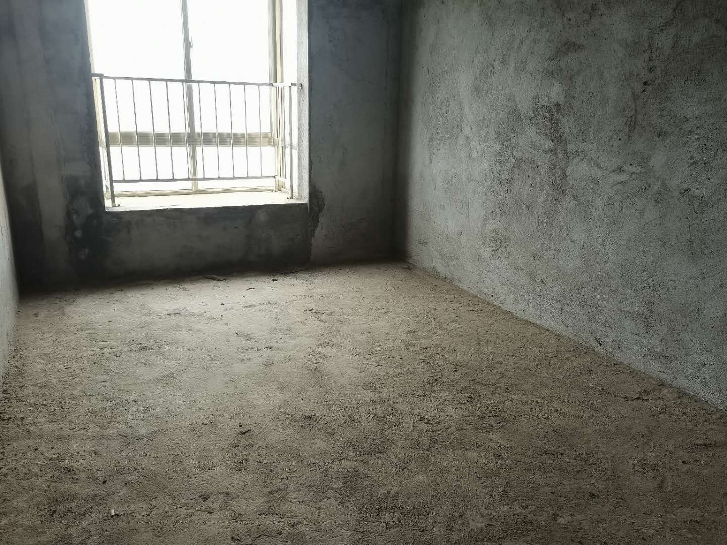 次卧1