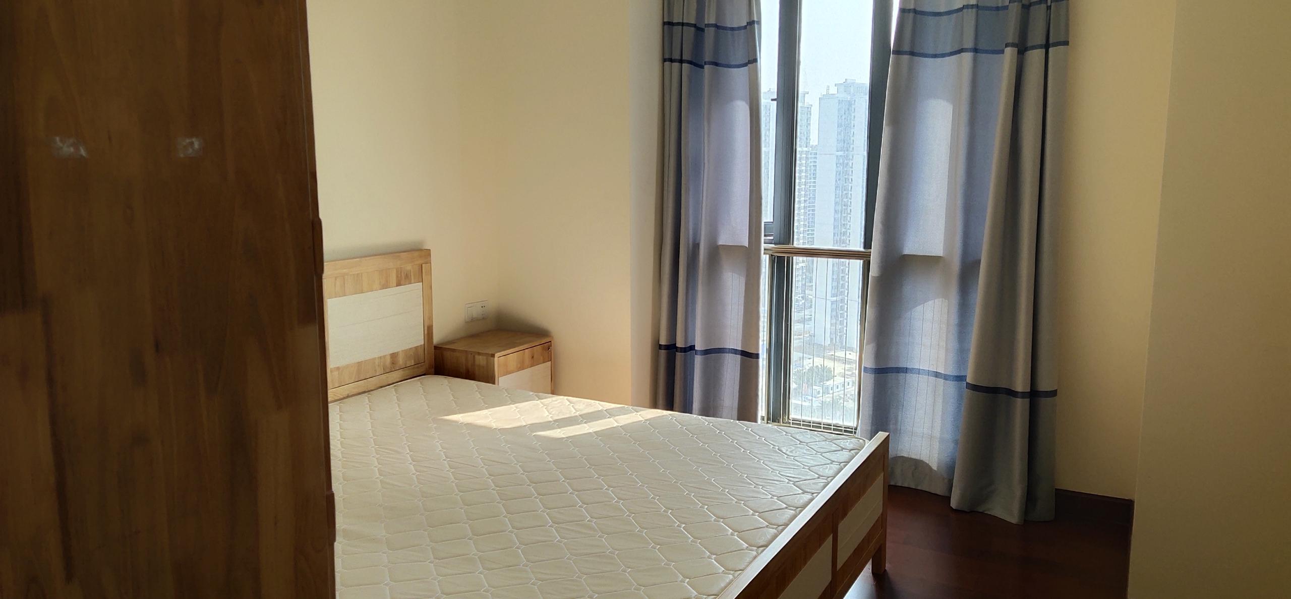 主卧