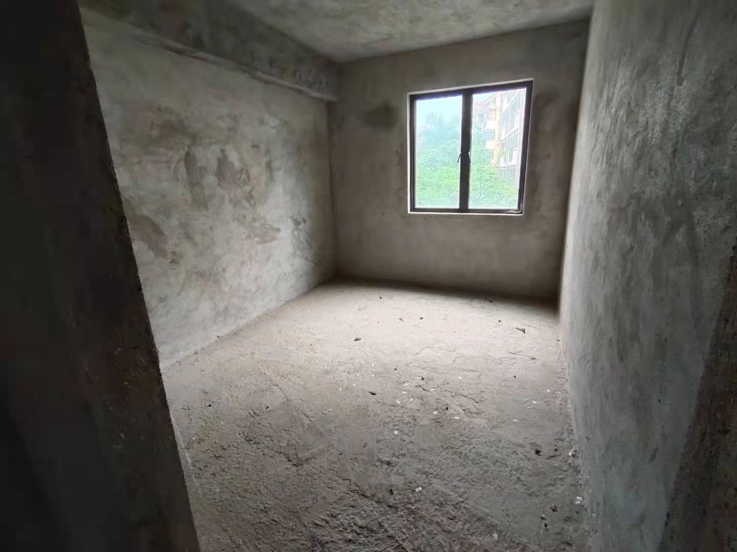 次卧1