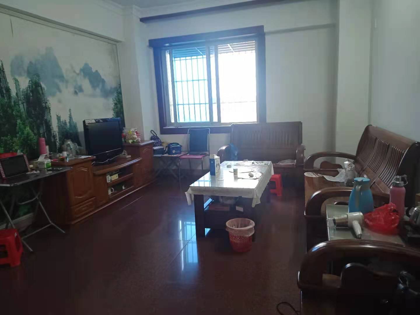 新增房源 明珠商圈 南宝路 欣安花园三房随时看