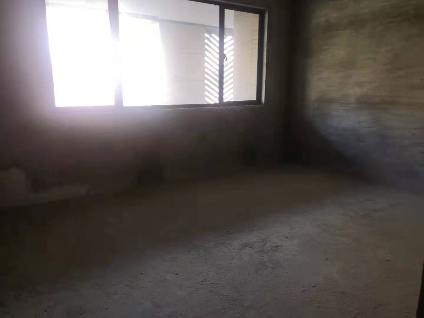次卧3