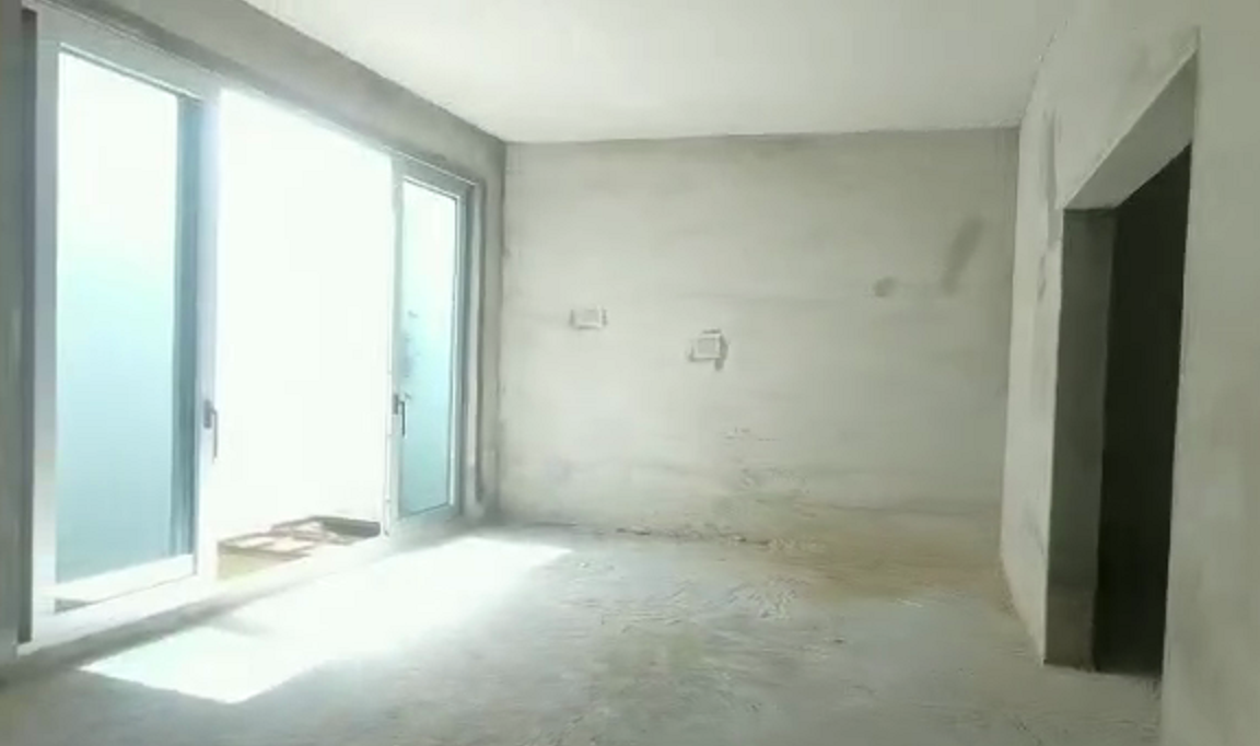 次卧2