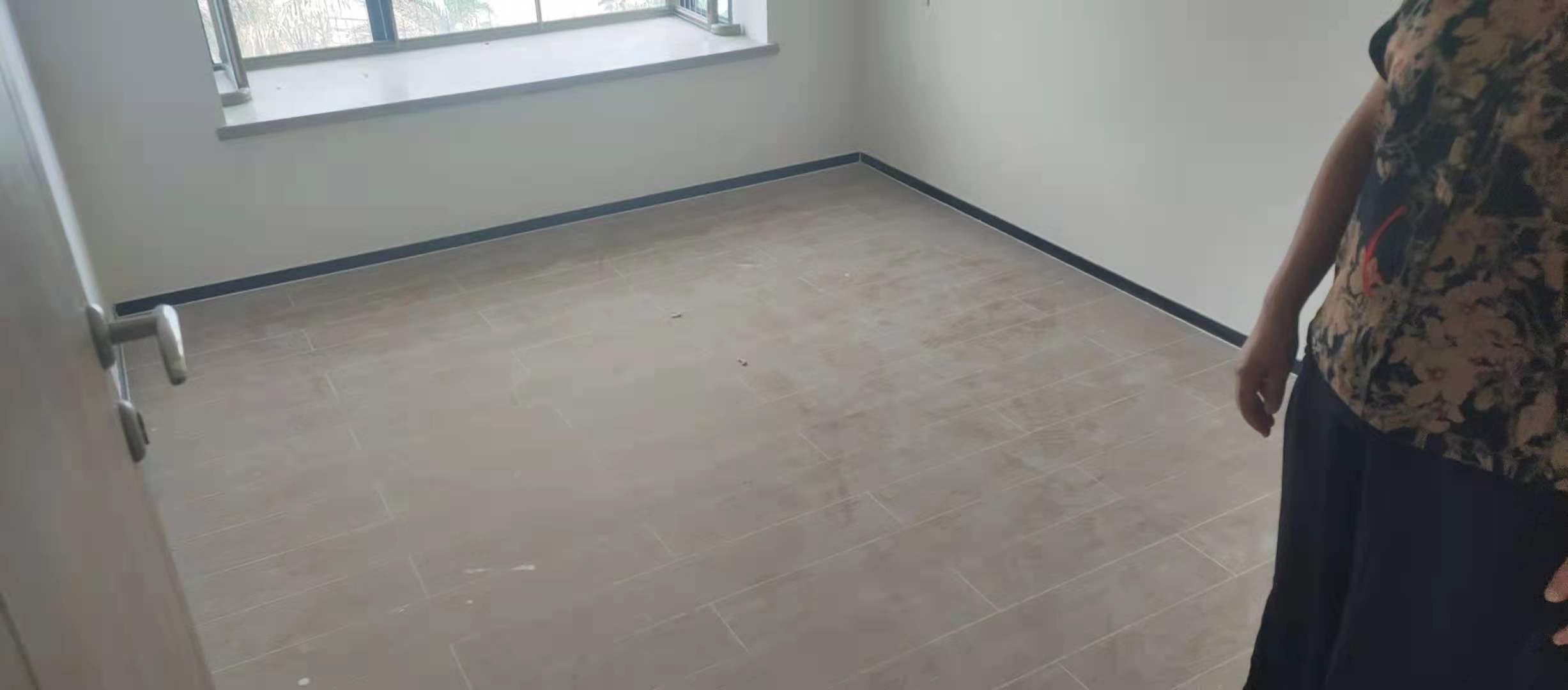 次卧3
