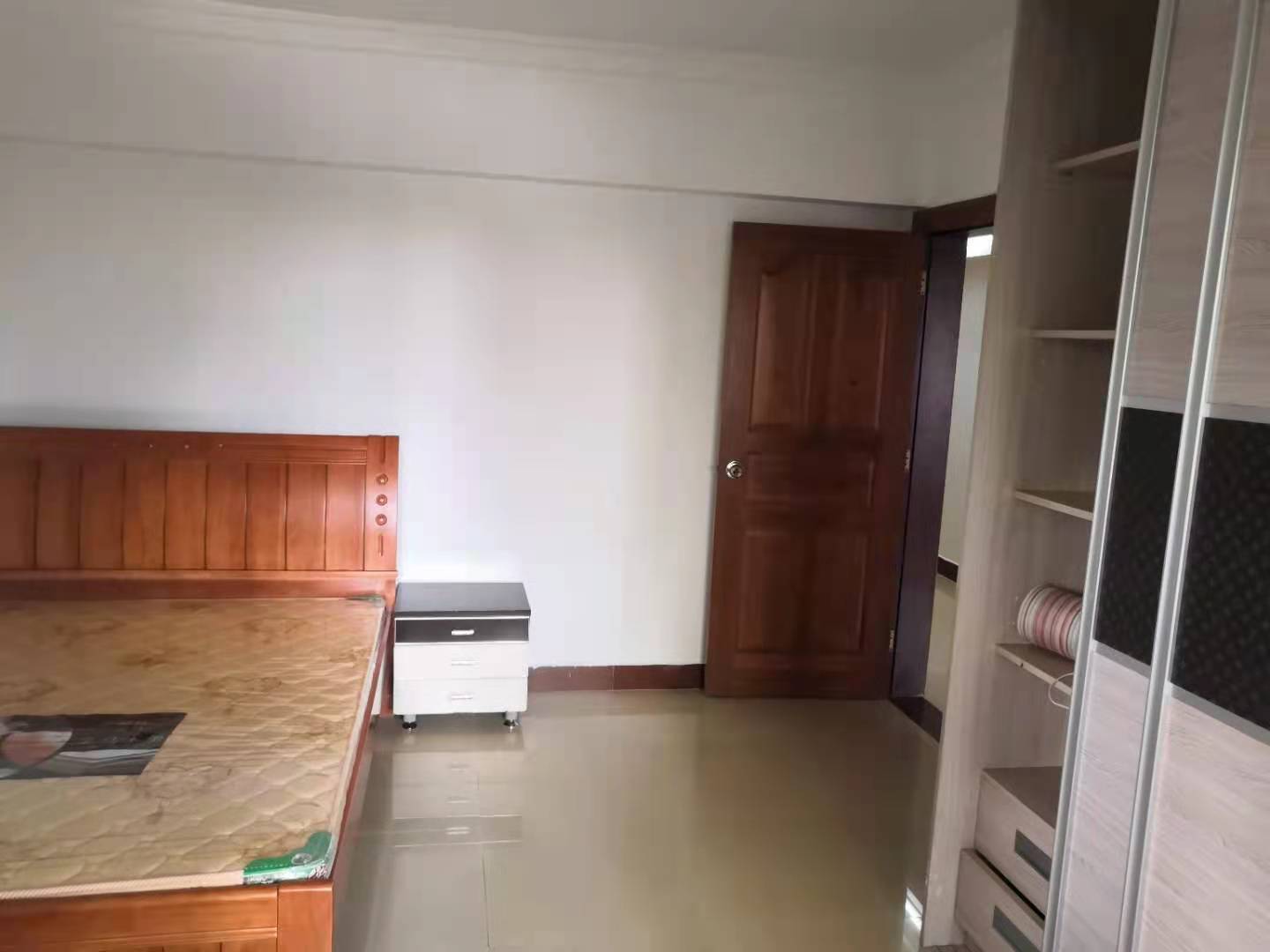 主卧