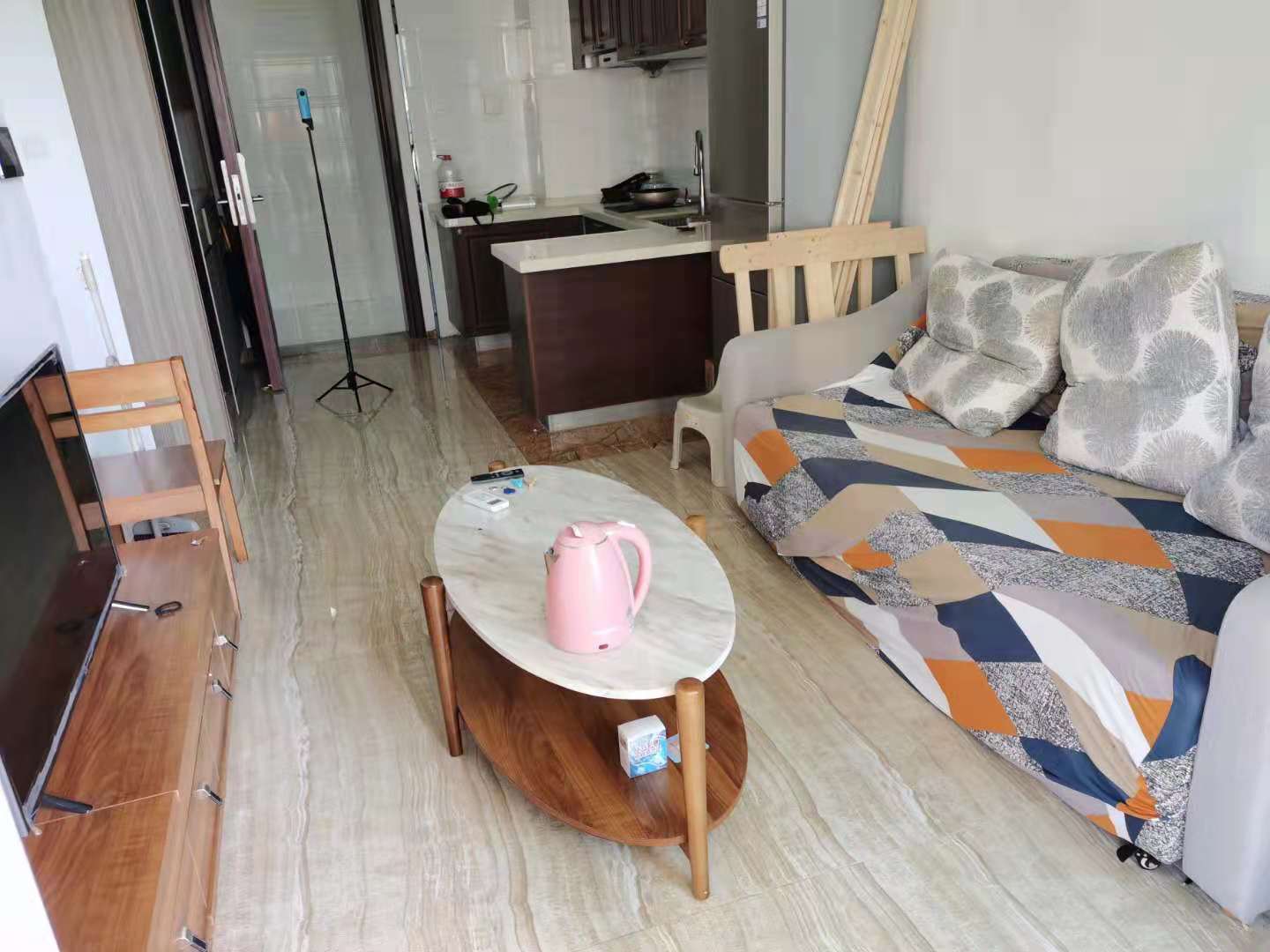 附属二院对面 碧桂园二期 精装2房