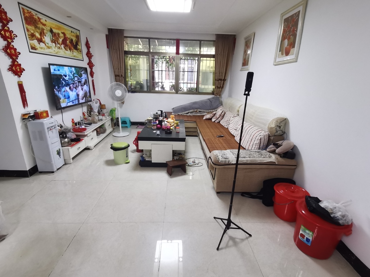 龙峰学区，十中，蓝天路群芳花园2房出售