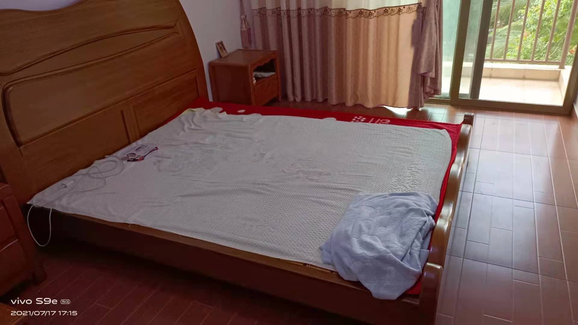次卧2