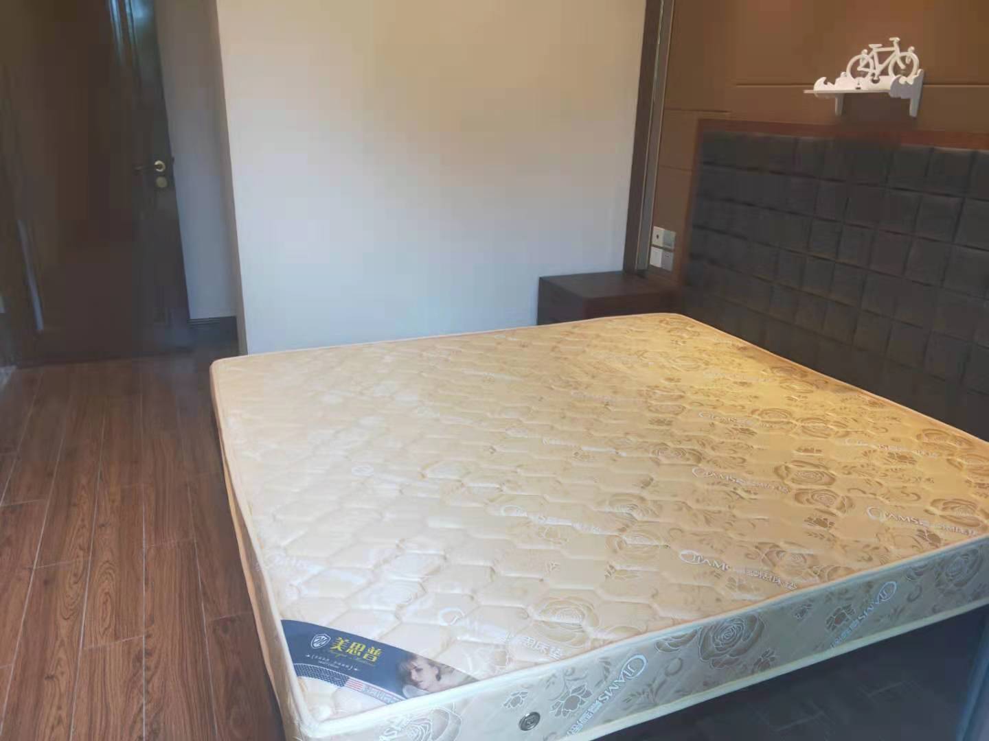 主卧
