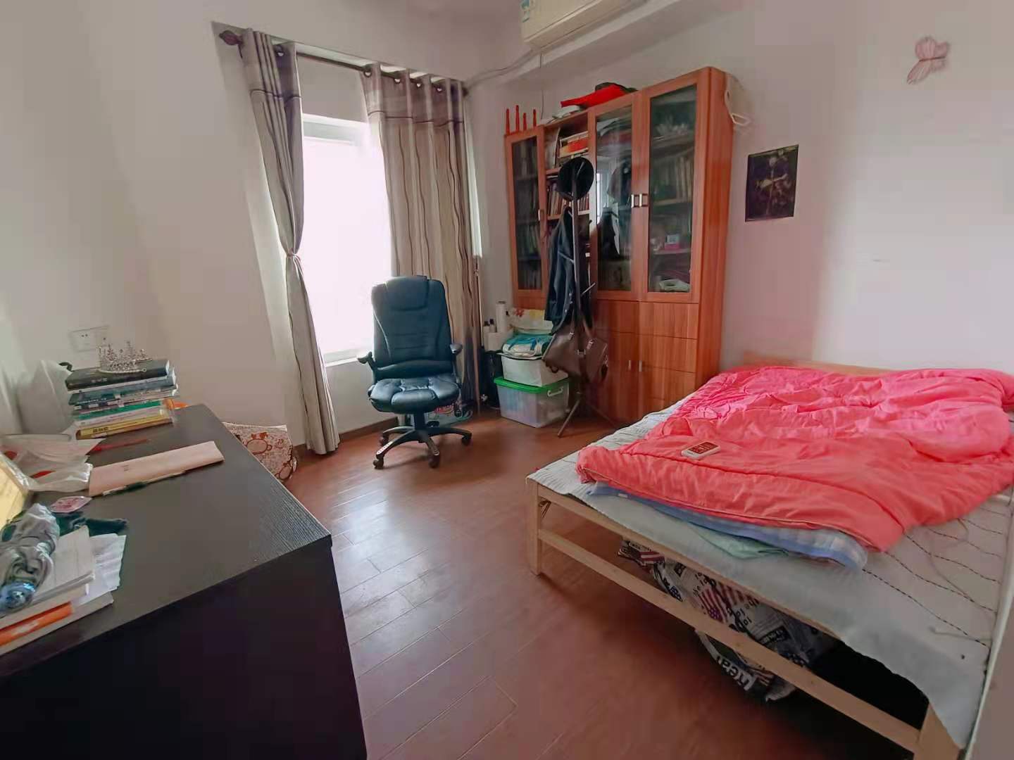 次卧1