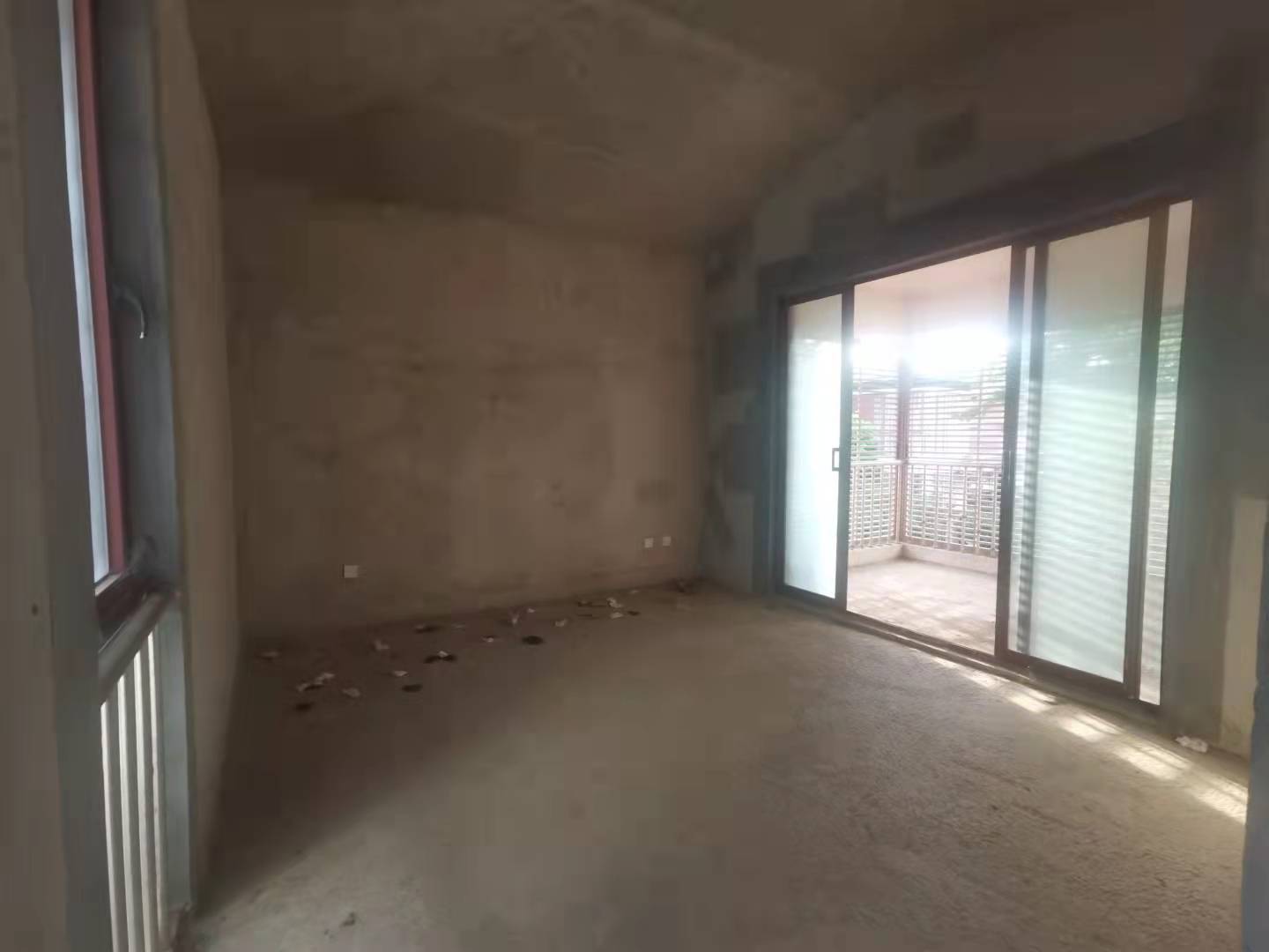 次卧2
