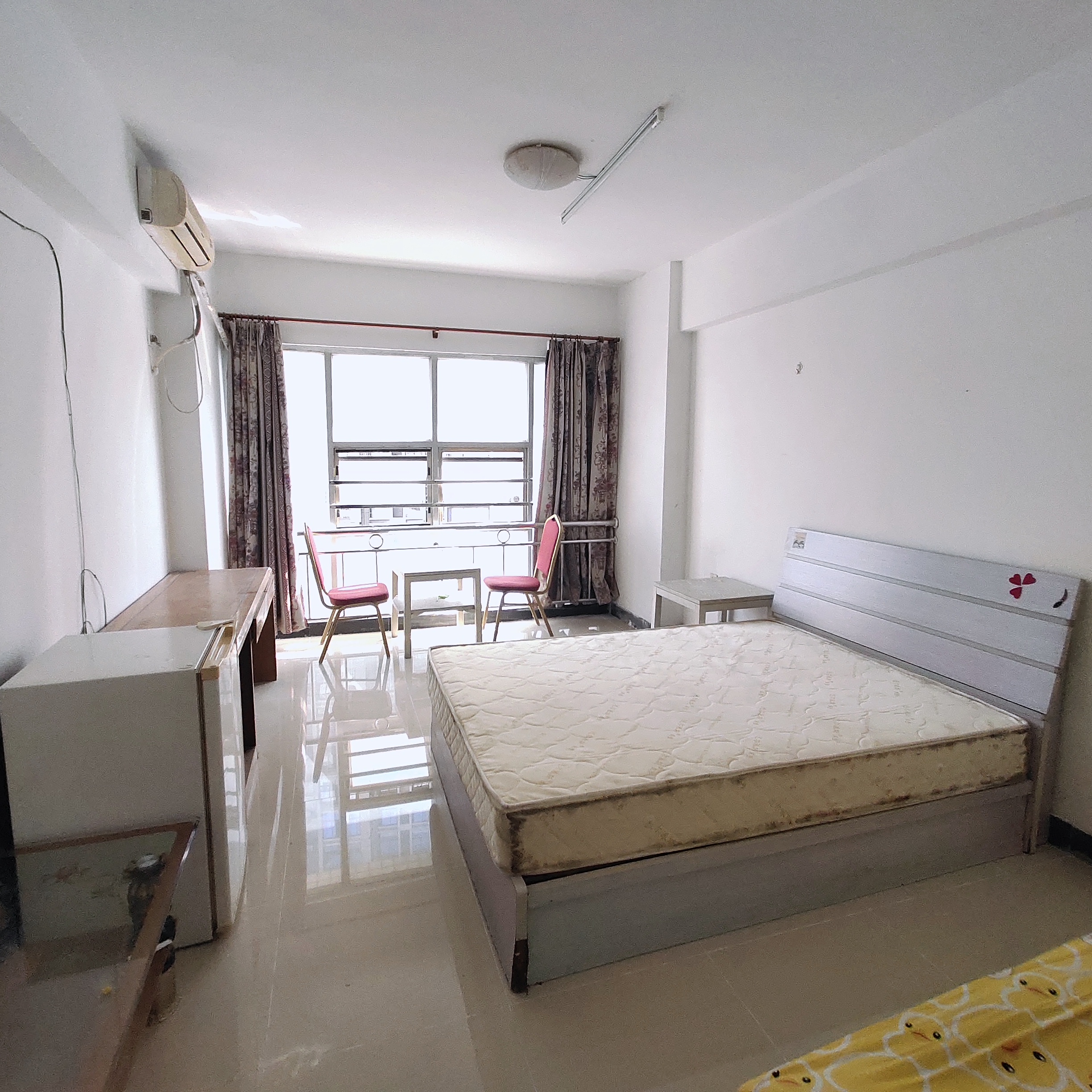 主卧