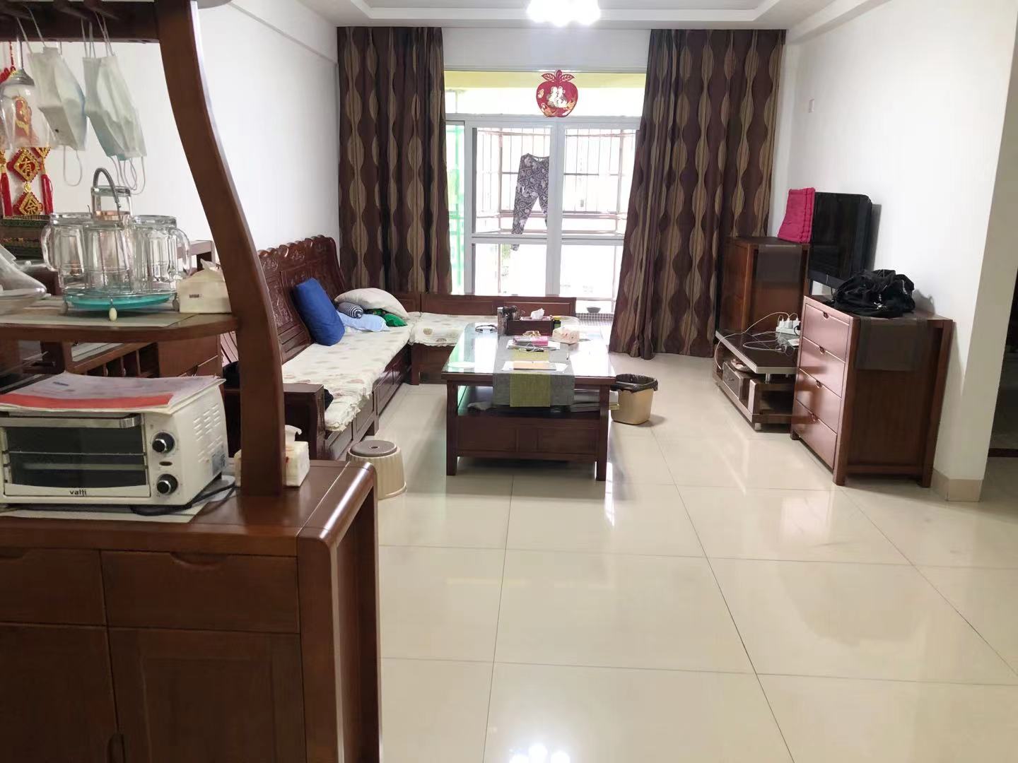 濠江花园  两房两厅一卫  101平