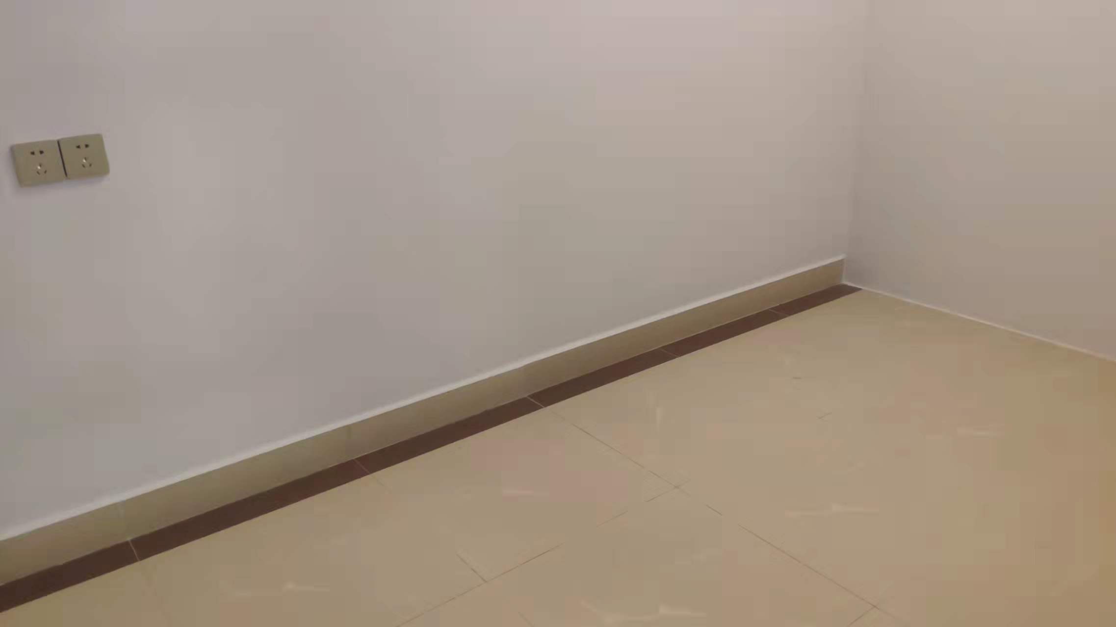 次卧2