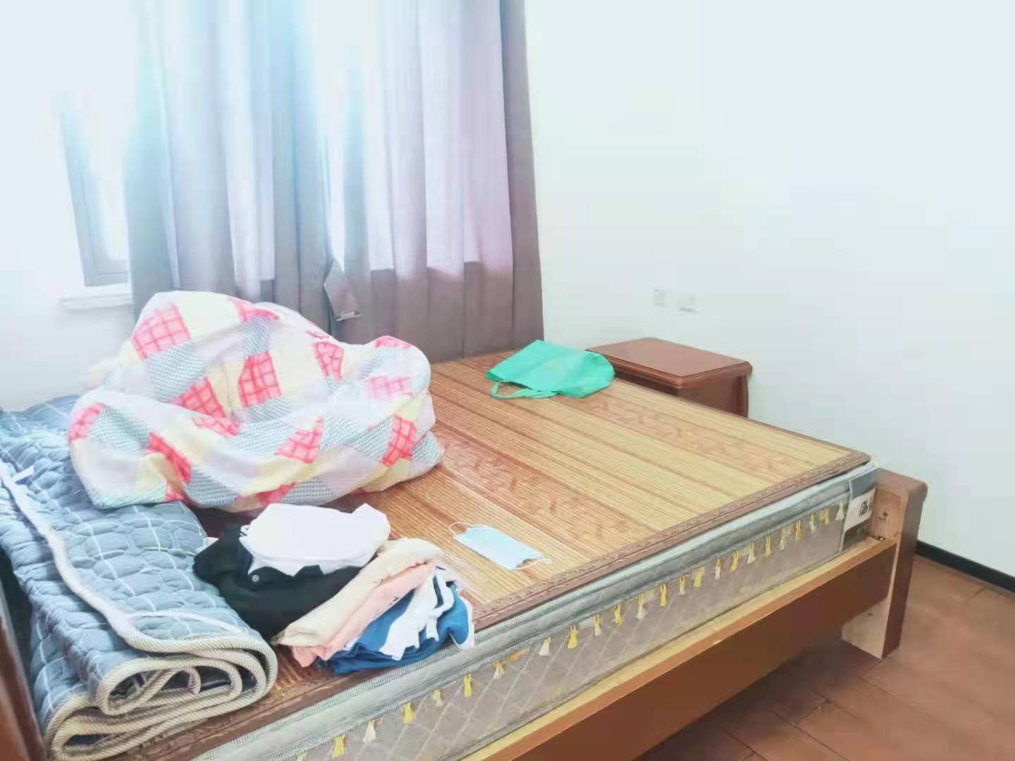 次卧1