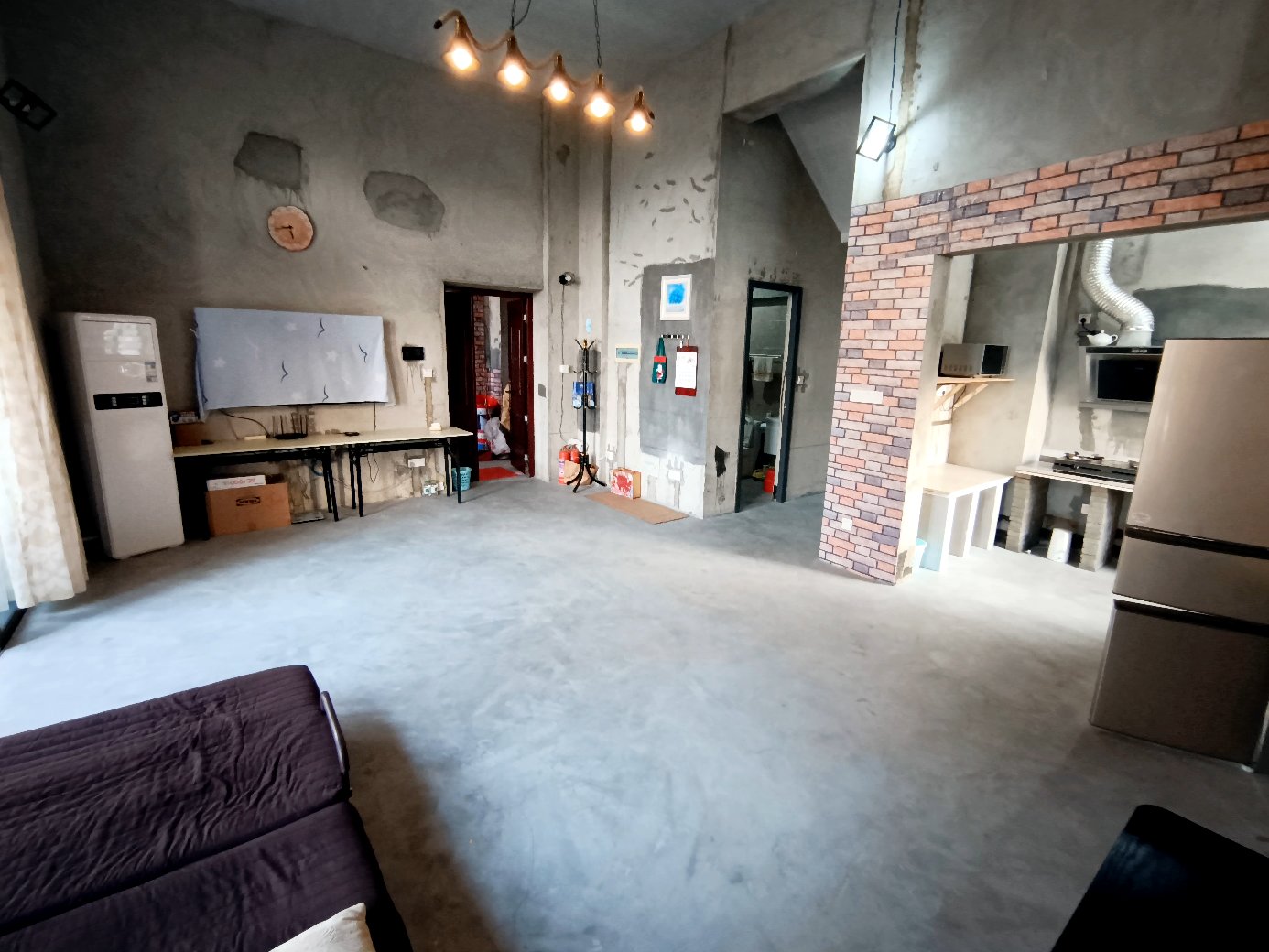 永万路仁恒里对面 君悦府拎包入住 工业风格