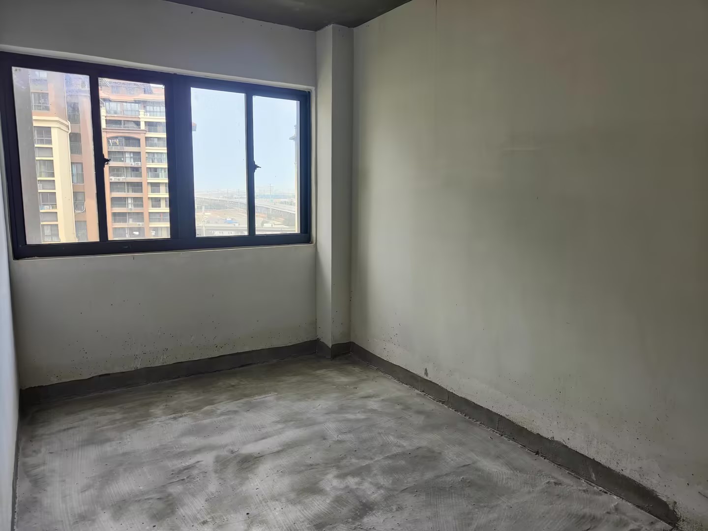 业主急卖 看房方便 价格可谈