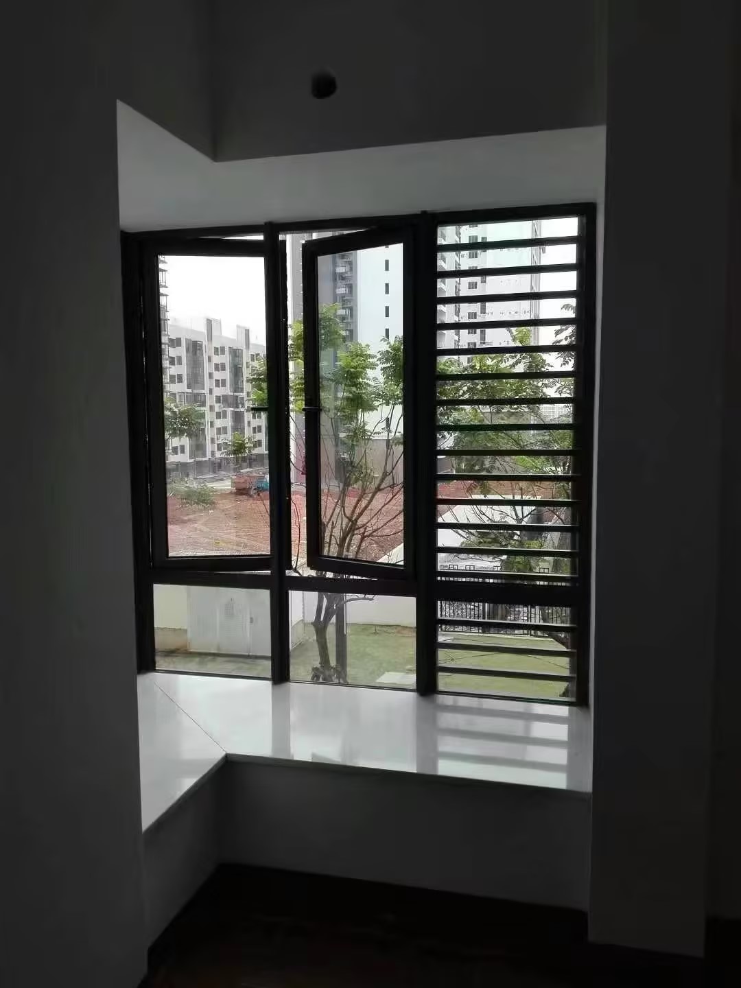 次卧2