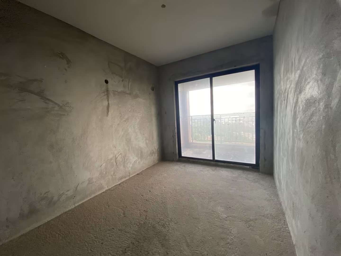 次卧1