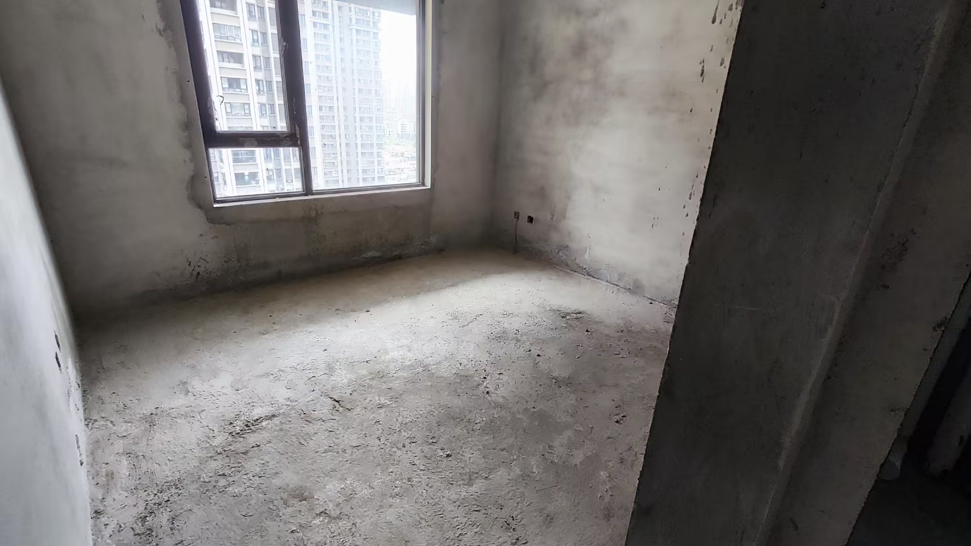 主卧