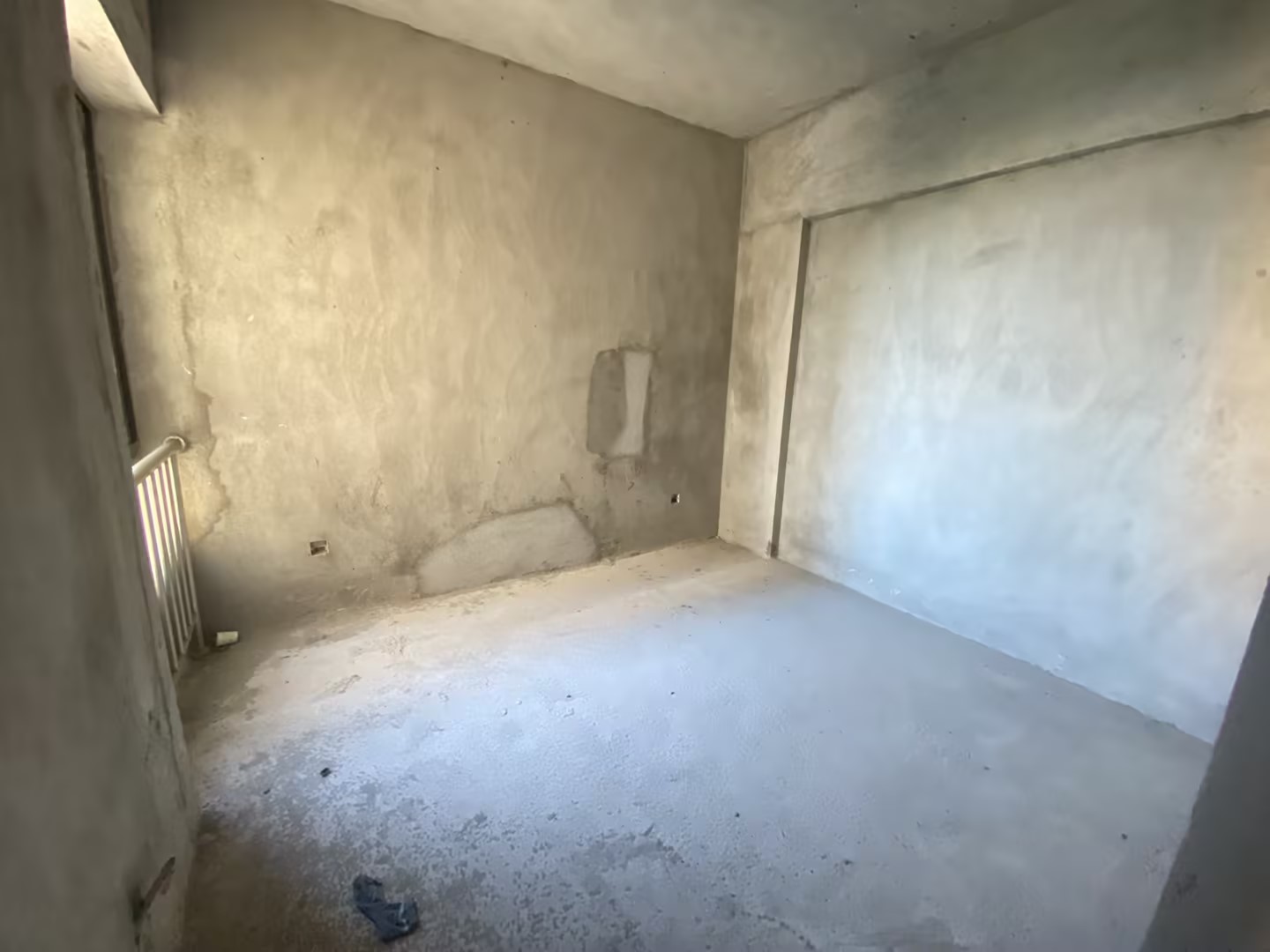 次卧2